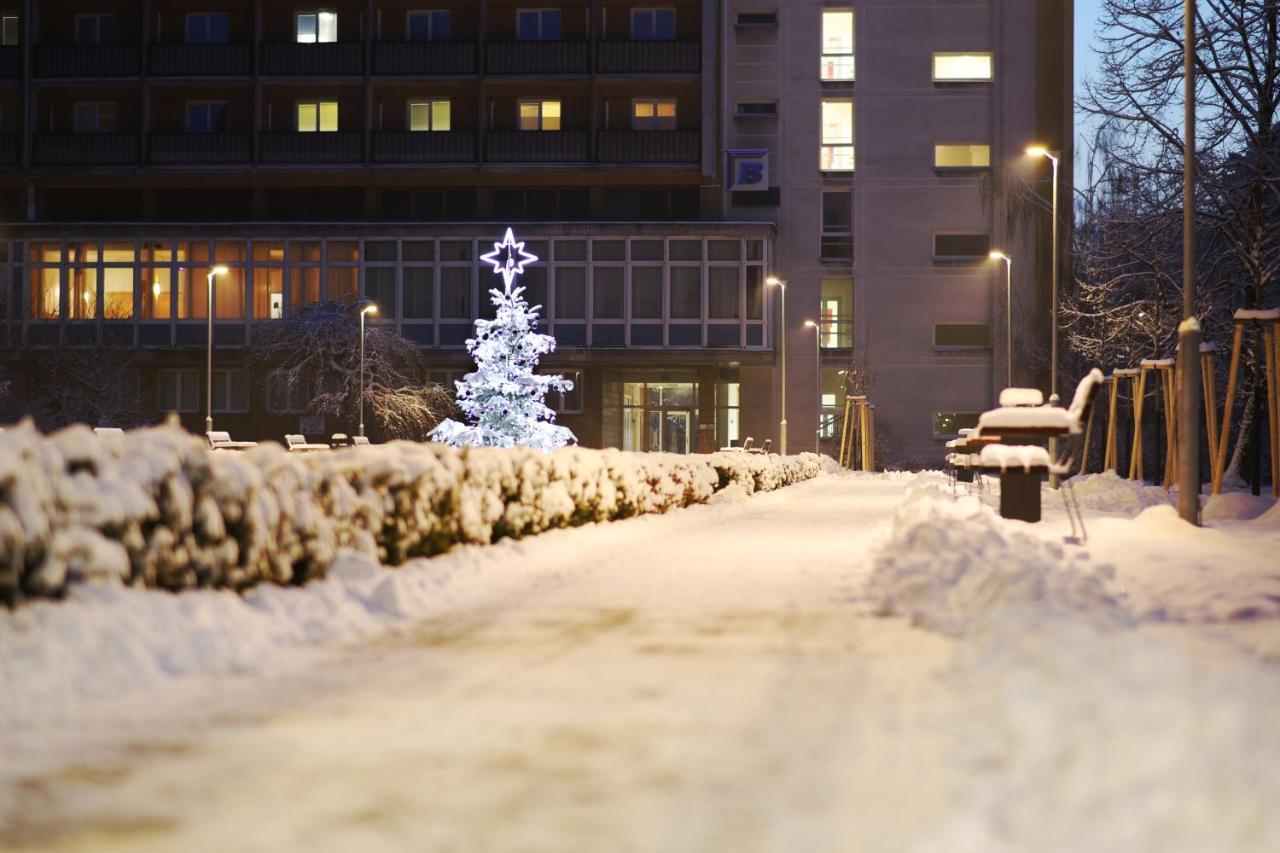 Rehabilitacni Sanatorium - Lazne Darkov Hotel การ์วินา ภายนอก รูปภาพ